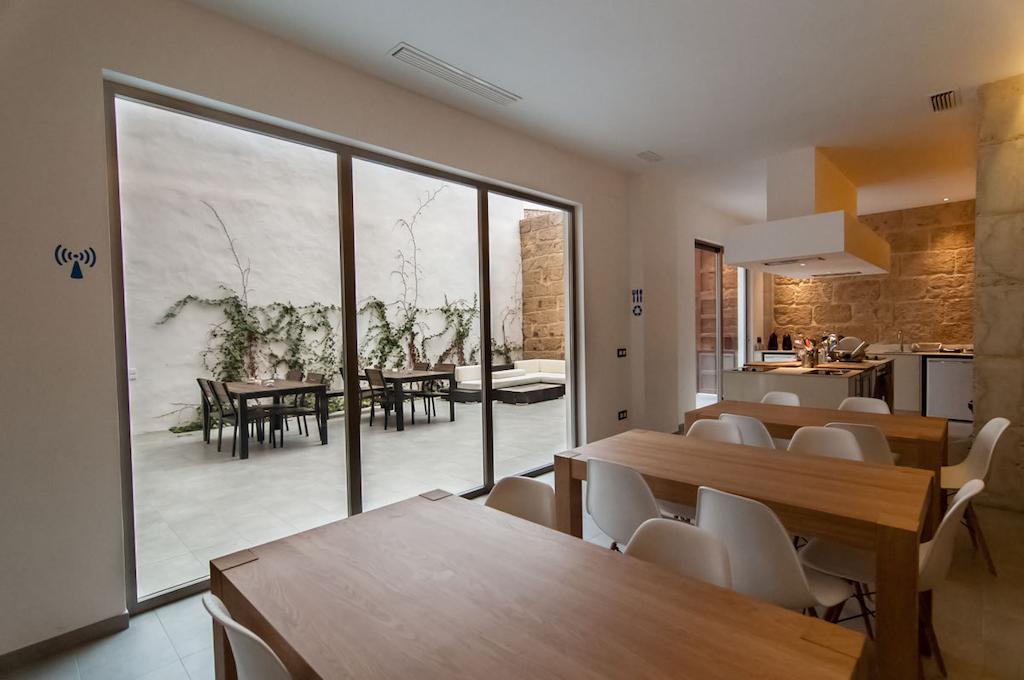 Youth Hostel Γιαβέα Εξωτερικό φωτογραφία