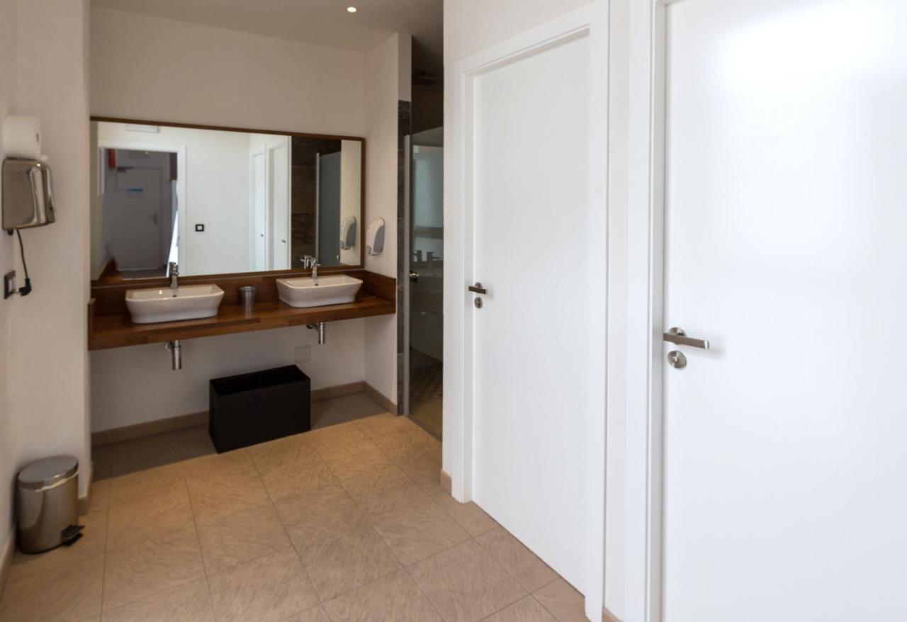 Youth Hostel Γιαβέα Εξωτερικό φωτογραφία